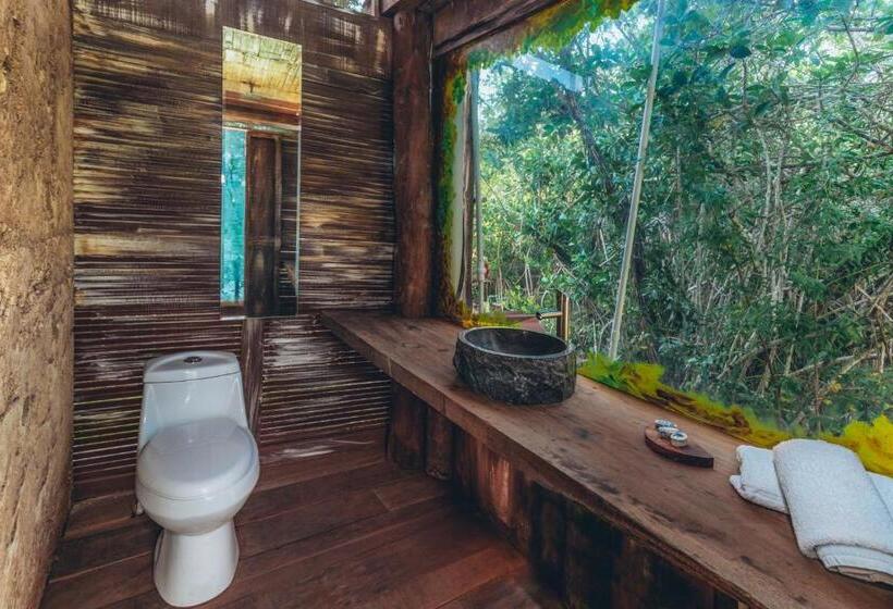 Aile Odası, Embajada Universal By La Eufemia Group