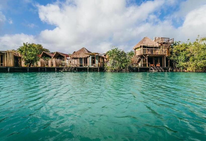 Aile Odası, Embajada Universal By La Eufemia Group