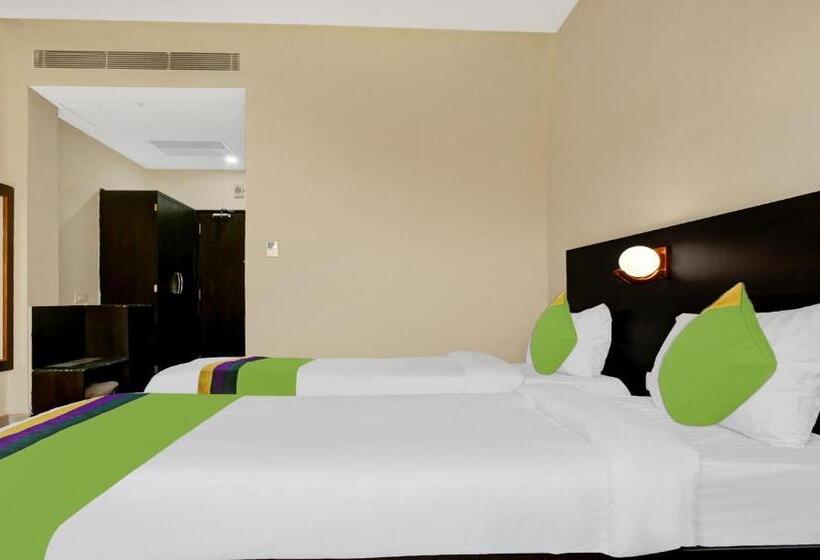 Chambre Deluxe, Treebo Little Budhha