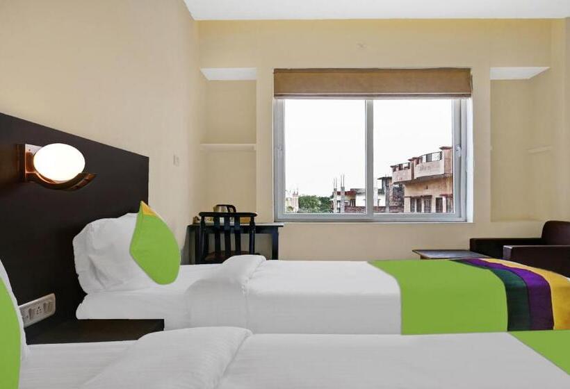 Chambre Deluxe, Treebo Little Budhha