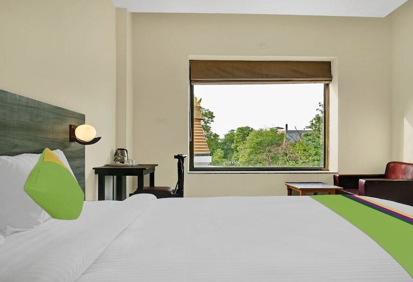 Chambre Deluxe, Treebo Little Budhha