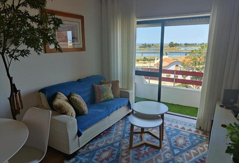 חדר סטנדרט חדר אמבטיה משותף, Aveiro House