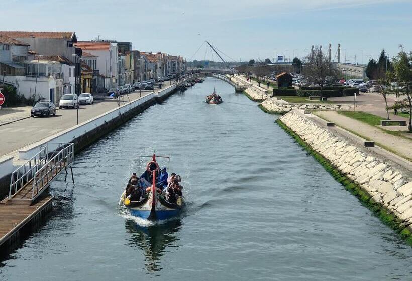 اتاق استاندارد با سرویس بهداشتی مشترک, Aveiro House