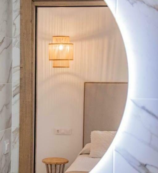 اتاق لوکس, H Arena Mojacar