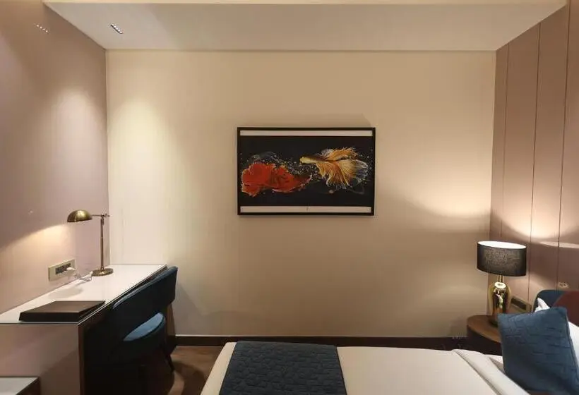 Sviitti Parveke, The Ramayana Hotel, Ayodhya