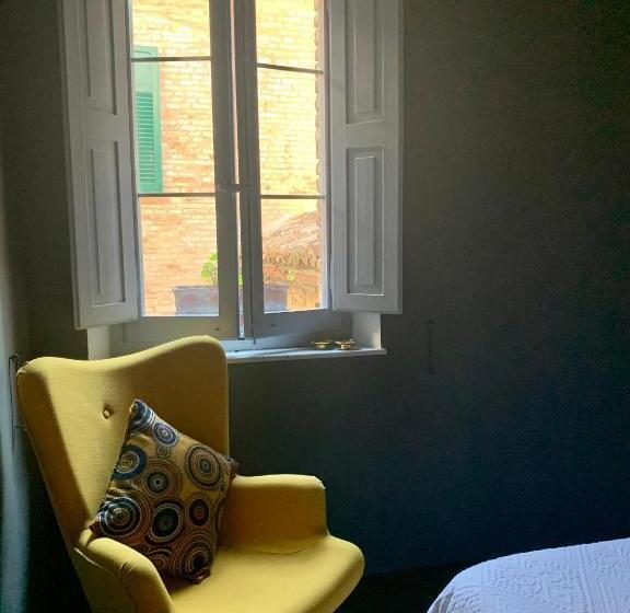 Номер Deluxe, Casa Valeria   Guest House Centro Storico