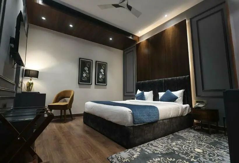 Superior-huone, The Ramayana Hotel, Ayodhya