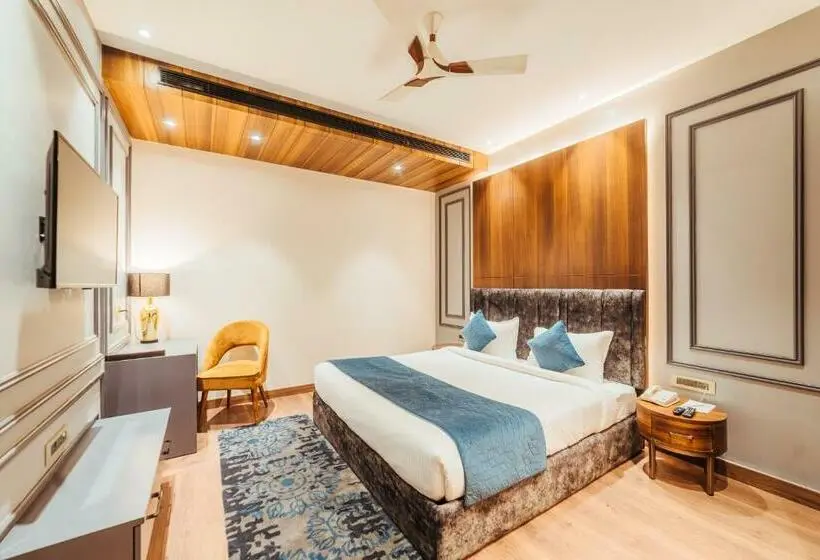 Superior-huone, The Ramayana Hotel, Ayodhya