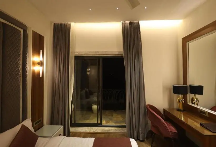 Deluxe-huone Parveke, The Ramayana Hotel, Ayodhya