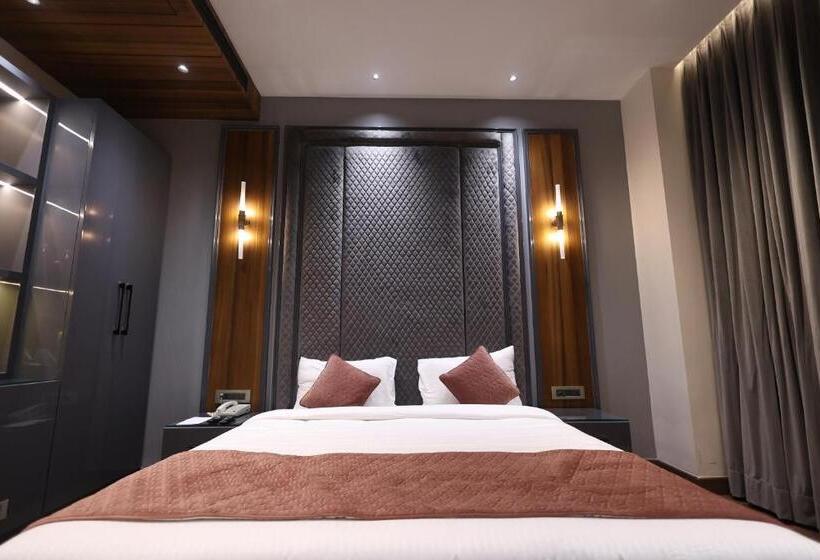 Номер Deluxe с Балконом, The Ramayana Hotel, Ayodhya