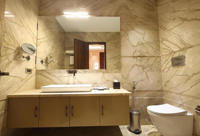 Люкс с Балконом, The Ramayana Hotel, Ayodhya