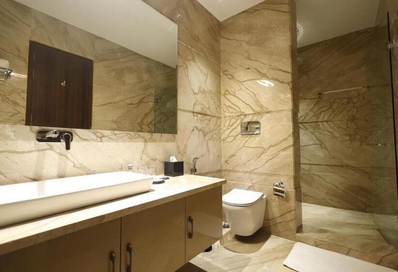 Люкс с Балконом, The Ramayana Hotel, Ayodhya