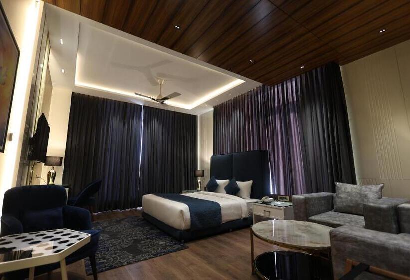 Люкс Deluxe Кровать Кинг, The Ramayana Hotel, Ayodhya