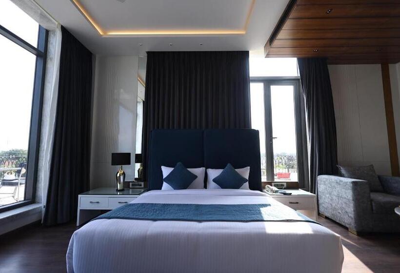 Люкс Deluxe Кровать Кинг, The Ramayana Hotel, Ayodhya