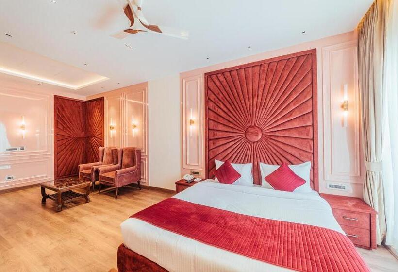 Люкс Deluxe Кровать Кинг, The Ramayana Hotel, Ayodhya