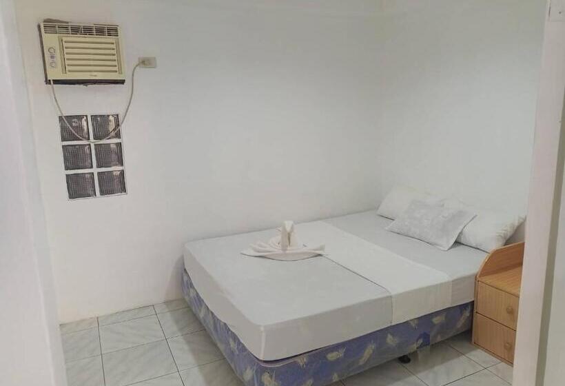 家庭房带园景, Dosdos Guest House