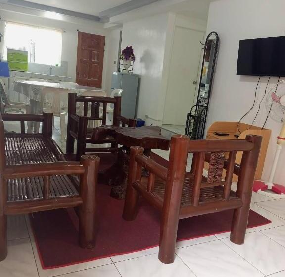 Семейный Номер Вид на Сад, Dosdos Guest House
