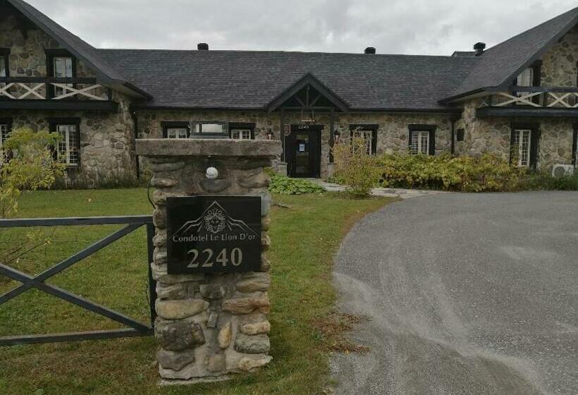 ファミリーステューディオ, Condo Hotel Au Pied Du Mont Orford