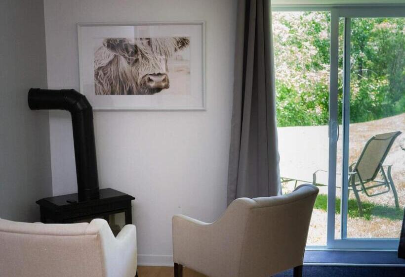 ファミリーステューディオ, Condo Hotel Au Pied Du Mont Orford