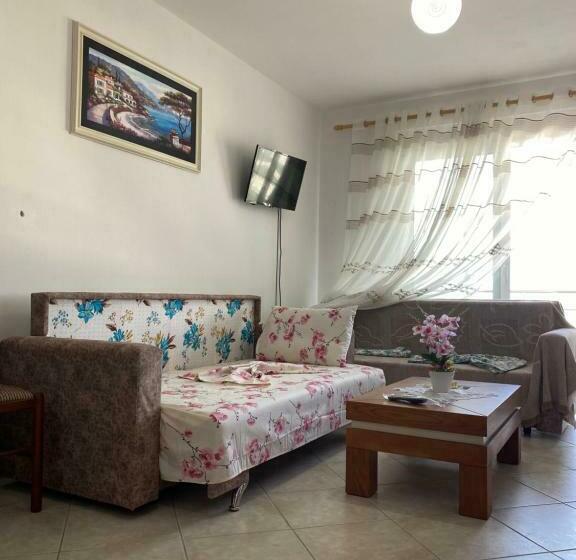 غرفة قياسية, Alma Room