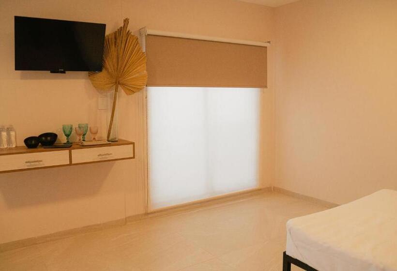 اتاق استاندارد با چشم‌انداز شهر, Fratelli