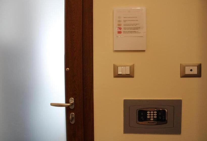 غرفة قياسية مزوَّدة بجاكوزي, Terrazza Levante