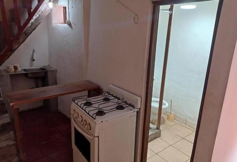 Standardzimmer, China Saqra