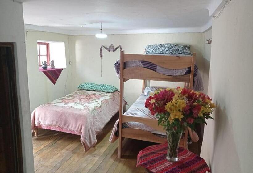 Standardzimmer, China Saqra