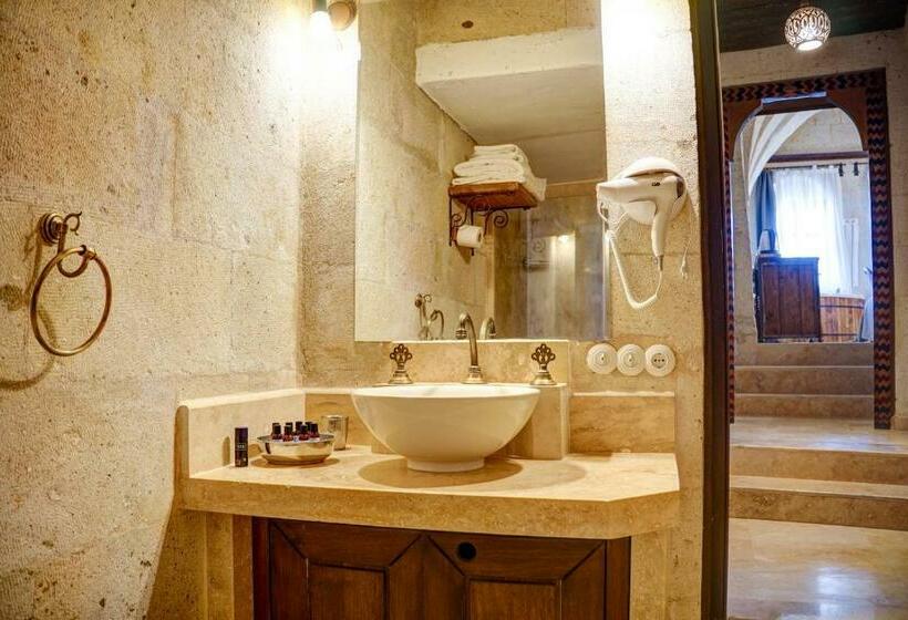 اتاق استاندارد با تخت بزرگ, Karma Cappadocia