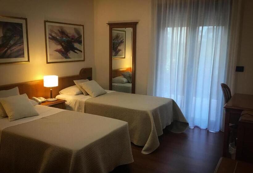 חדר סטנדרט, Erania