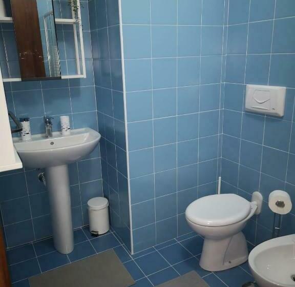 Номер Стандарт Совместная Ванная, Fadacamera