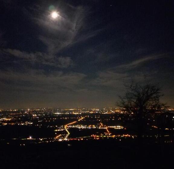 豪华房间, Terrazza San Vettore Camere Con Colazione, Relax In Collina Con Vista Sui Vigneti Docg Asolo