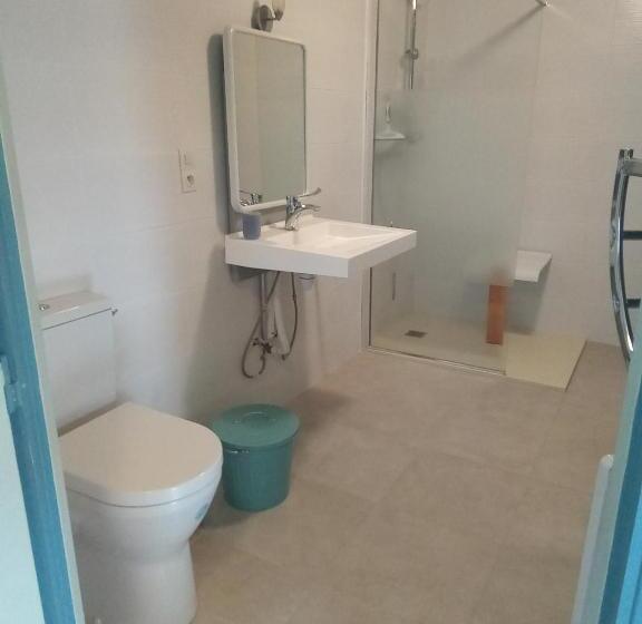 غرفة قياسية لذوى الاحتياجات الخاصة, Ty Madelez, Chambres De Charme, Gîtes, Crêperie Et Spa