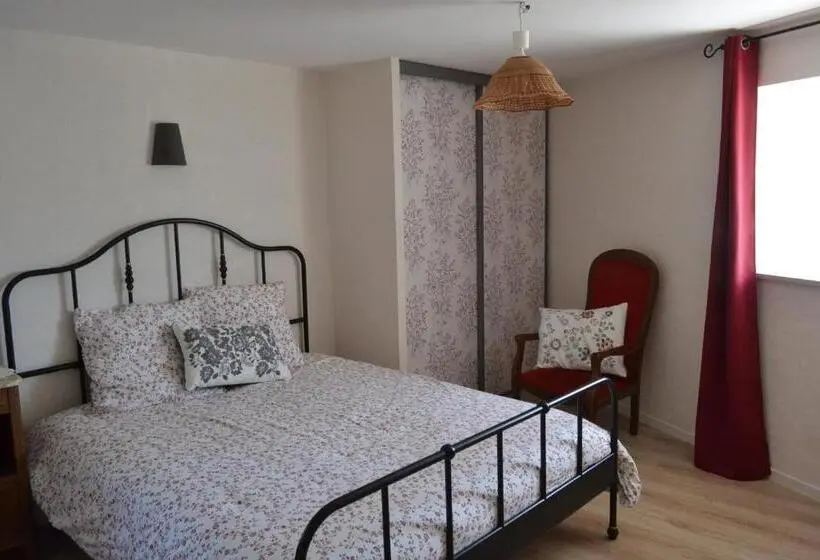 ３ベッドルームハウス, Ty Madelez, Chambres De Charme, Gîtes, Crêperie Et Spa
