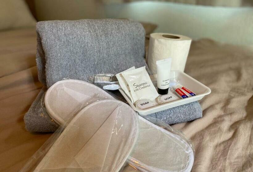 חדר סטנדרט לארבעה, Hilltop Cabins