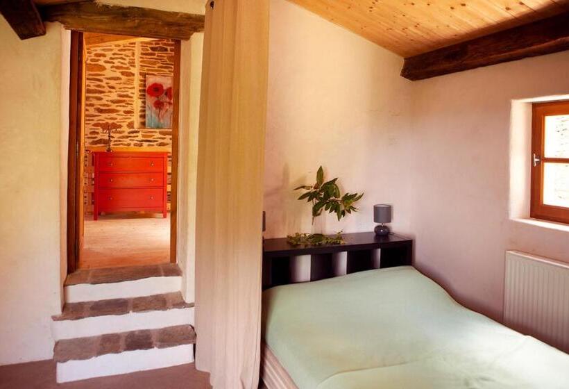 山の見えるスーペリアルーム, L Aube Des Fourniels