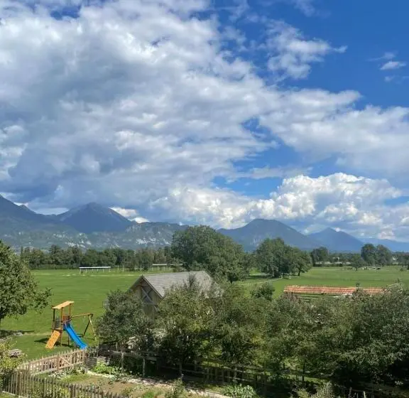 اتاق خانوادگی, Turistična Kmetija Grabnar