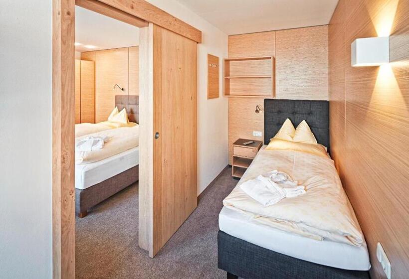 스탠다드 트리플 룸, Chalet Bellevue