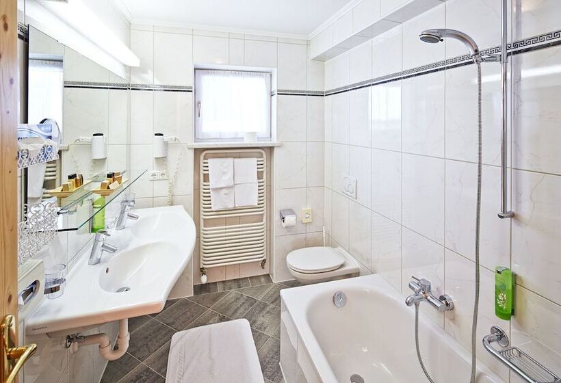 マウンテンビューファミリールーム, Chalet Bellevue