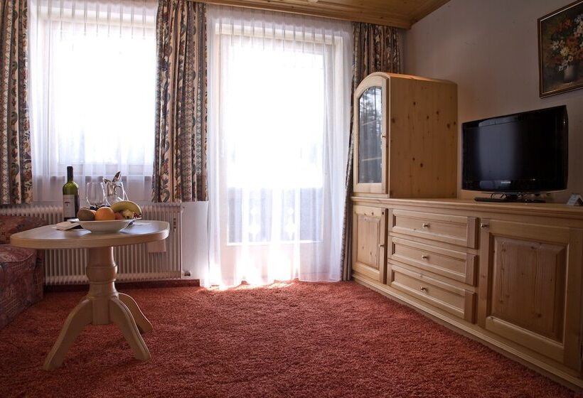 マウンテンビュースタンダードルーム, Chalet Bellevue