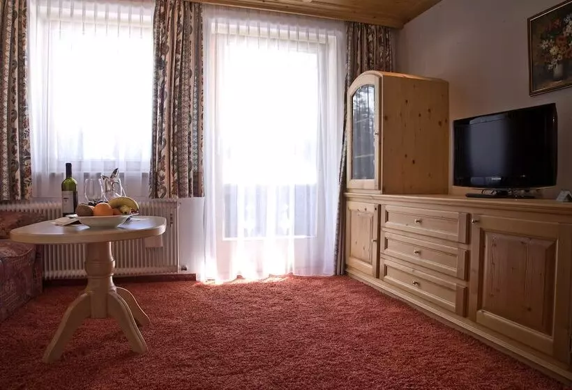 マウンテンビュースタンダードルーム, Chalet Bellevue