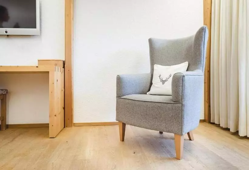 Standard Room with Balcony, Aktiv & Spa Hotel Alpenrose