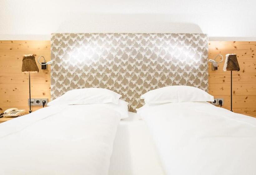 חדר סטנדרט עם מרפסת, Aktiv & Spa Hotel Alpenrose