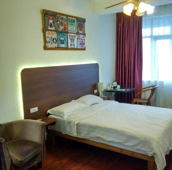 Номер Стандарт, Haikou Banana Hostel