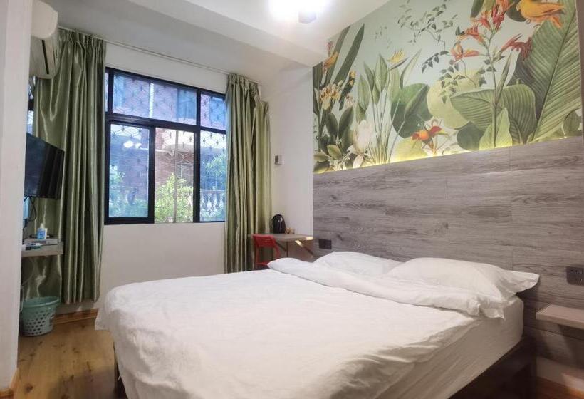 Номер Basic, Haikou Banana Hostel