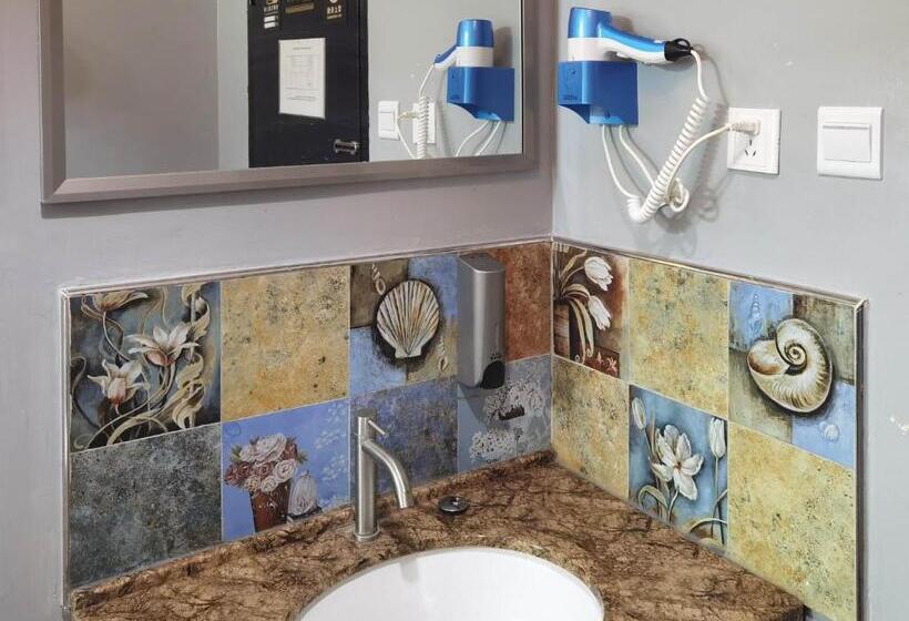 Номер Стандарт, Haikou Banana Hostel