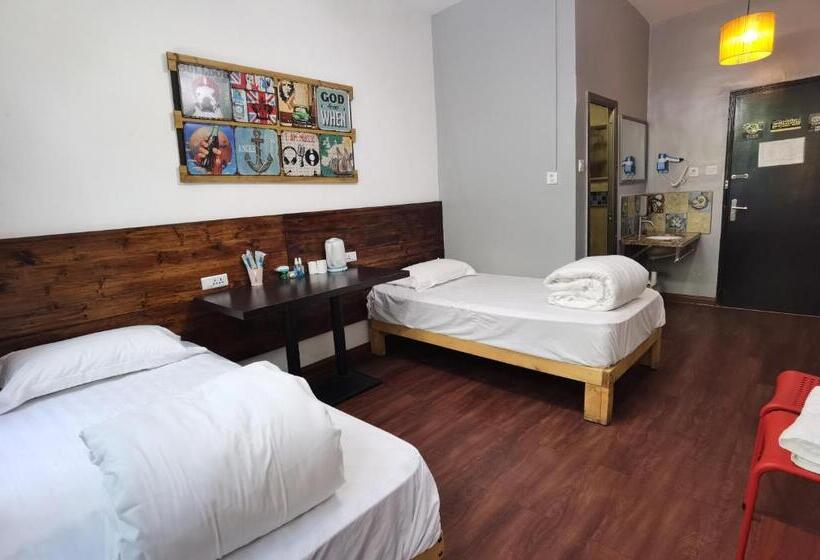 Номер Стандарт, Haikou Banana Hostel