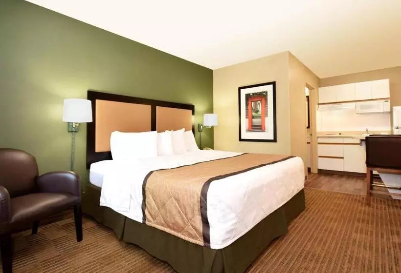 キングサイドベッドのスタンダードワンルーム, Extended Stay America Select Suites   Richmond   West End   I 64