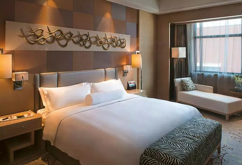 デラックスルーム, Movenpick  Enshi