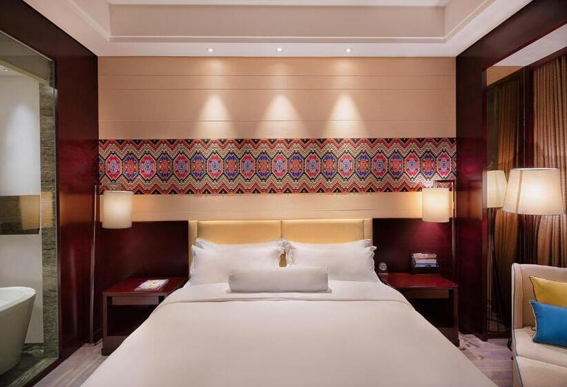 اتاق اجرایی با تخت بزرگ, Movenpick  Enshi